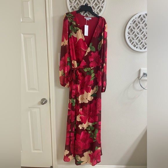 Wrap Maxi Dress Floral Burgundy - Picture 1 of 4